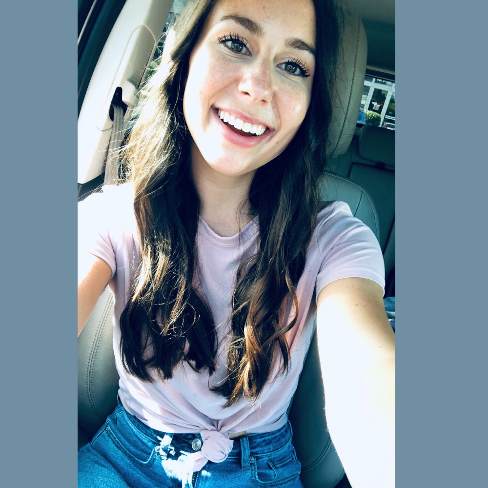 Meet your Posher, Abigail